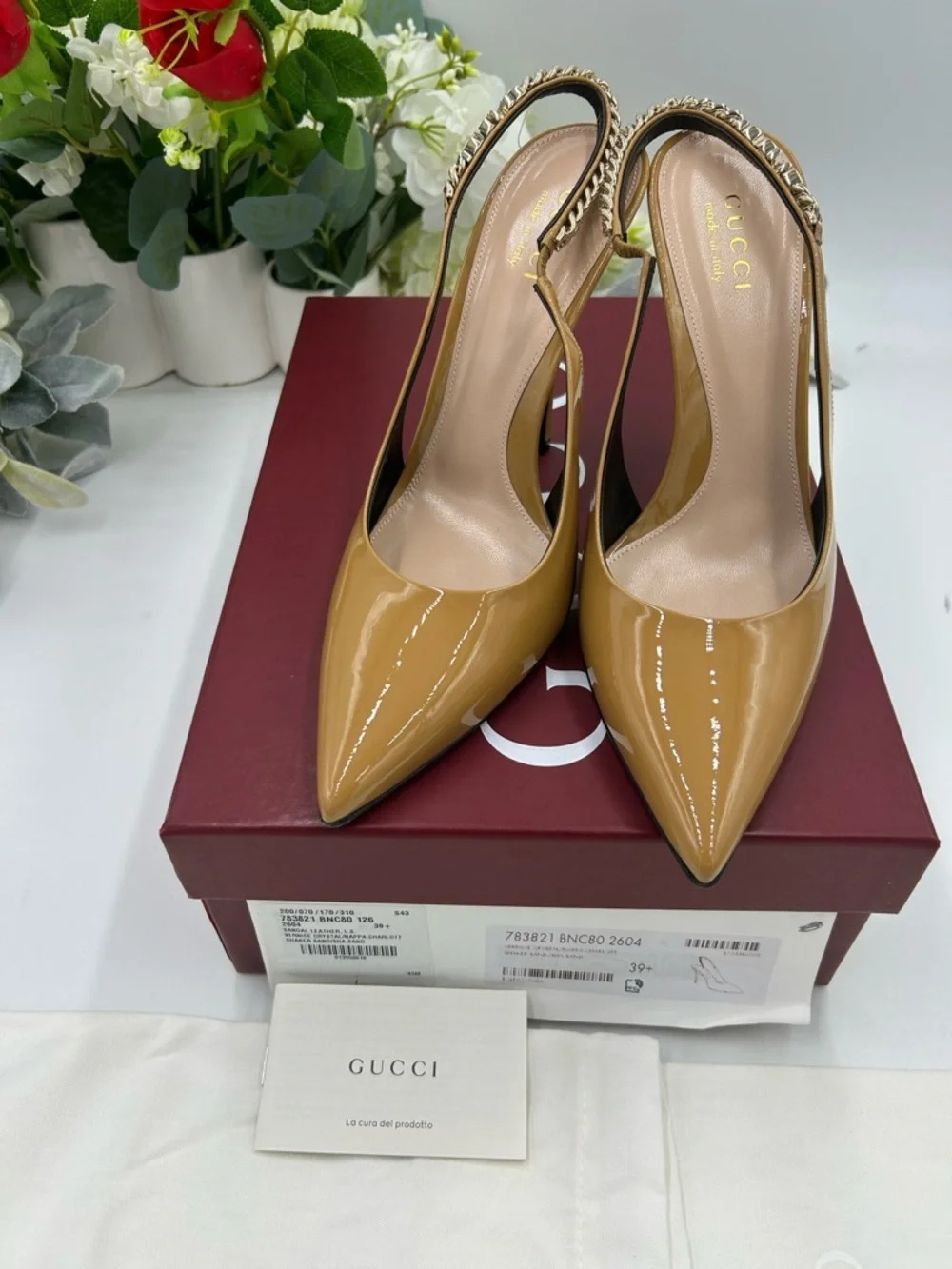 Women's Gucci Signoria chain patent sling back pumps size 39.5 made in Italy